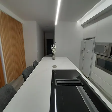 Quinta Da Costa Apartment Monsul